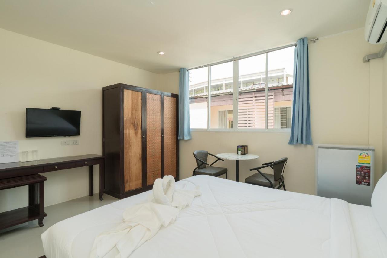 Hangover Inn Phuket Dış mekan fotoğraf