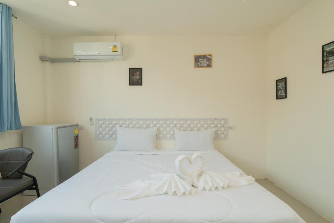 Hangover Inn Phuket Dış mekan fotoğraf