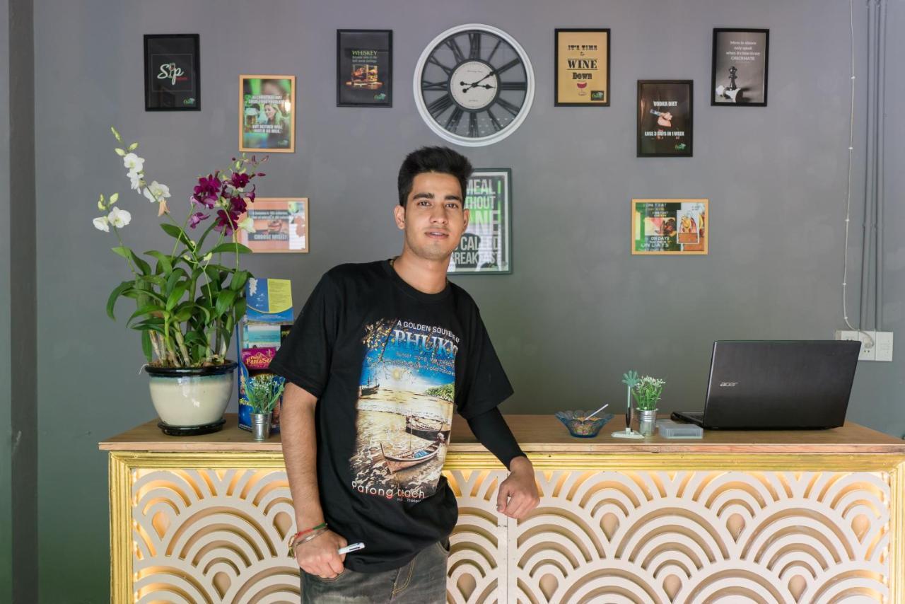 Hangover Inn Phuket Dış mekan fotoğraf