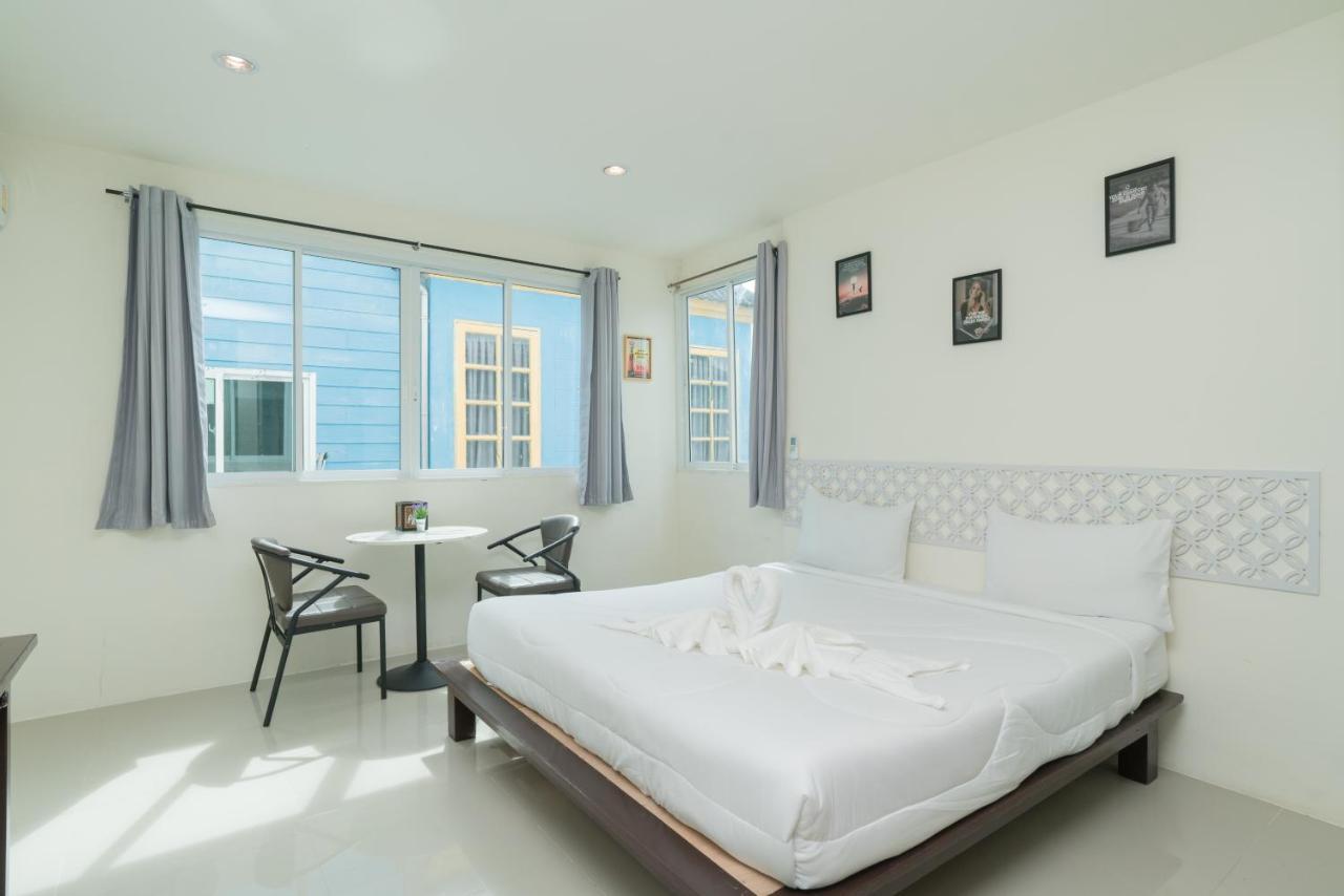 Hangover Inn Phuket Dış mekan fotoğraf