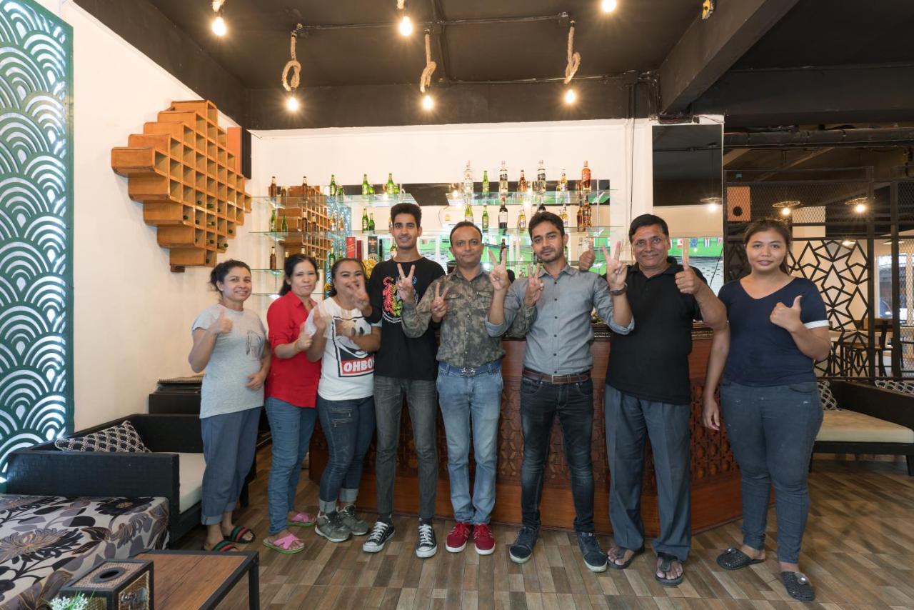 Hangover Inn Phuket Dış mekan fotoğraf
